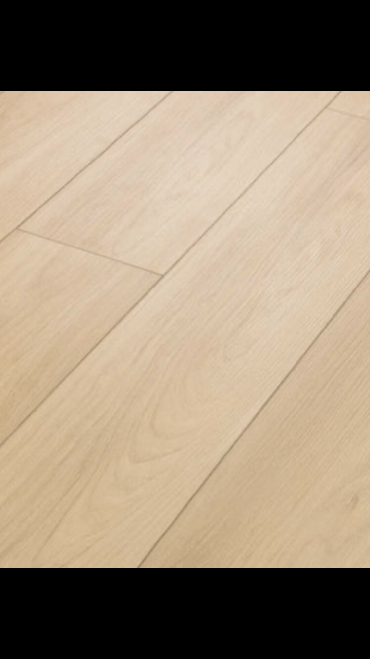 Golden Timber - Shaw Vinyl Flooring - Distinction Plus 2045v