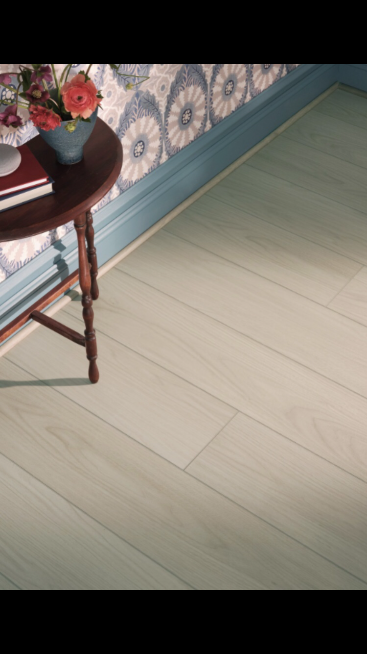 Kempston Walnut - Coretec vv968 Pro Premium