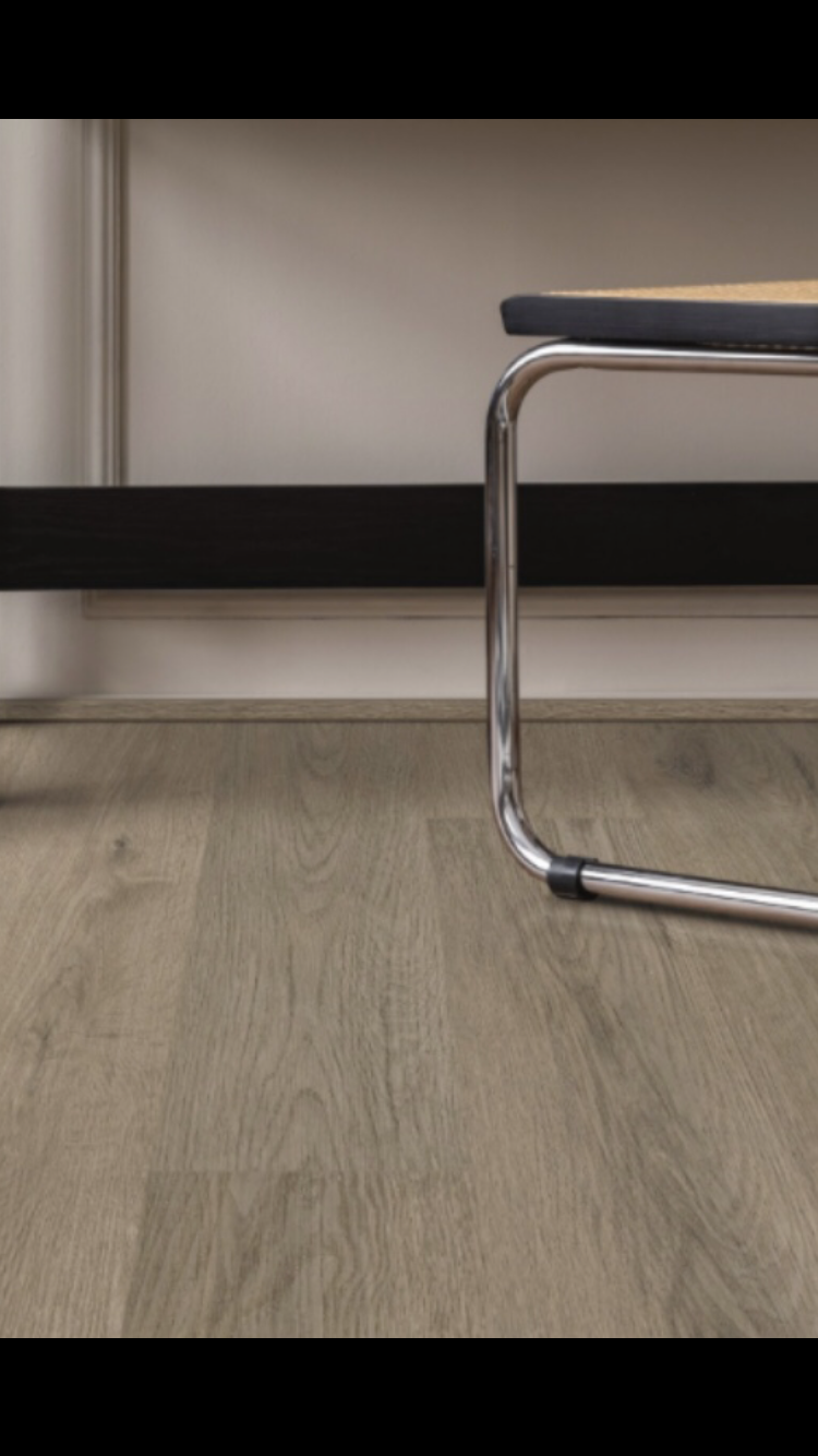Bakersfield Oak - Coretec vv017 Pro Plus Classics