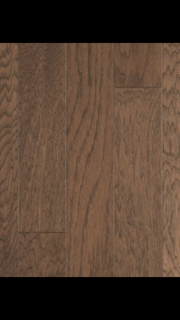 Mohawk Engineered Hardwood - Indian Peak Hickory - Dusty Path