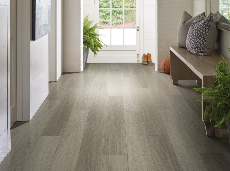 Executive Oak - Shaw Vinyl Flooring - Distinction Plus 2045v
